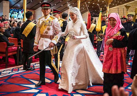 Prince Abdul Mateen of Brunei's Bride Wears Tiara at Royal Wedding