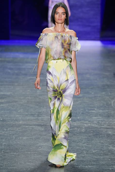 Naeem Khan Spring 2017 Ready To Wear Fashion Show In 2020 Indian