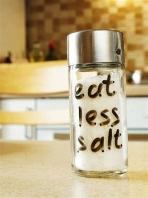 7 Signs You Are Consuming Too Much Salt