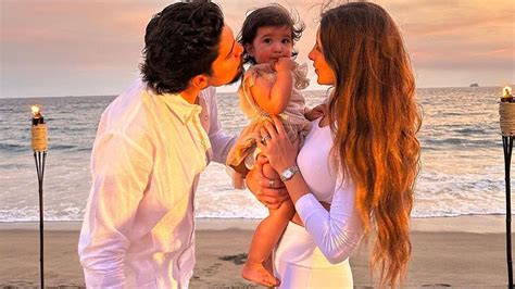 Alex Fern Ndez As Fue El Tierno Debut De Su Hija M A En Los