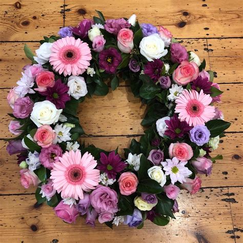 Anzac Day Wreaths And Flowers Special Sizes And Custom Arrangements