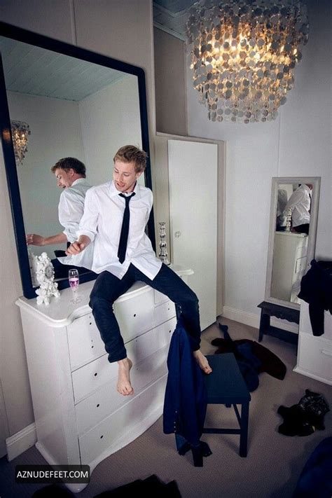 Angus Mclaren Feet Aznudefeet Men