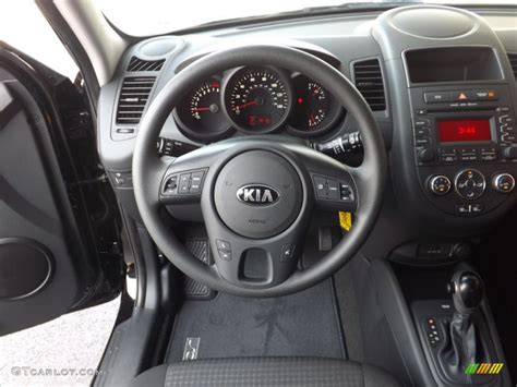 Black Cloth Interior 2013 Kia Soul 1.6 Photo #69563244 | GTCarLot.com