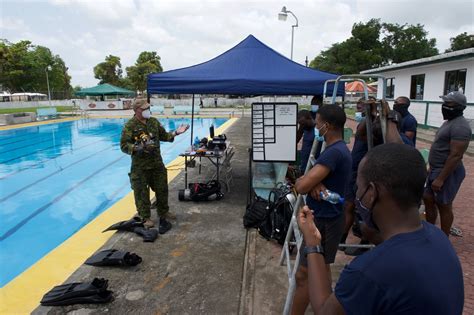 DVIDS - Images - A Canadian Army Combat diver is training Guyana ...