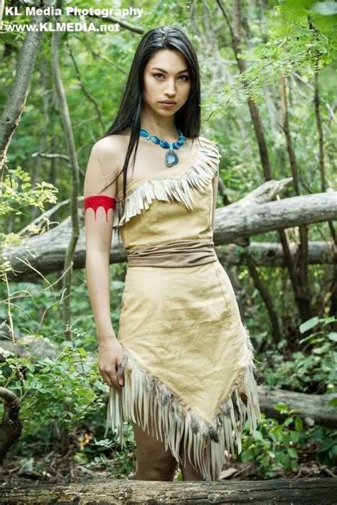 Pocahontas By Vanessa Wedge Cosplay Photo By Kl Media Native American Women Native American