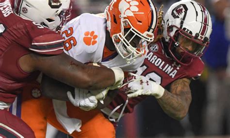 Clemson vs. South Carolina kickoff time announced