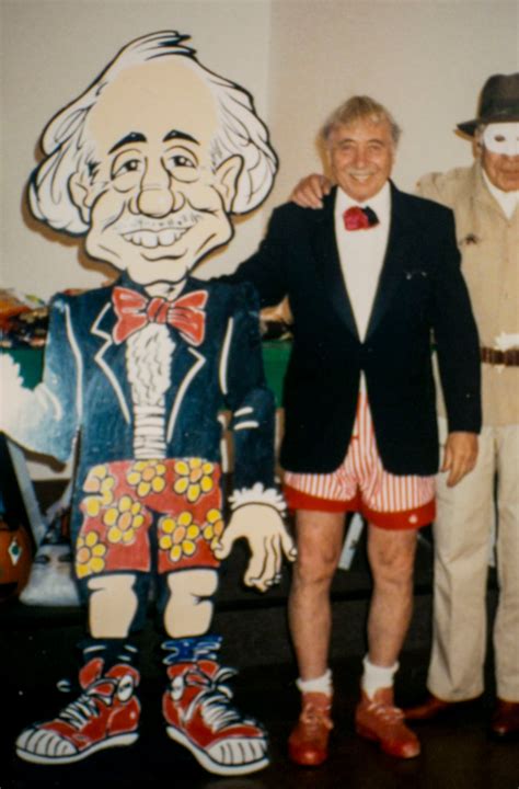 Ollie’s bargain-hunting shoppers push the Pa. retailer’s growth to 457