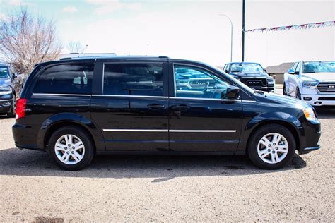 Pre Owned 2017 Dodge Grand Caravan Crew Plus Leather Touchscreen Mini Van Passenger In