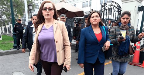 Cierre Del Congreso Karina Beteta Y Rosa Bartra Viajaron Para Asistir