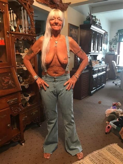 Cameltoe Grannies Homemade Picture Granny Pussy