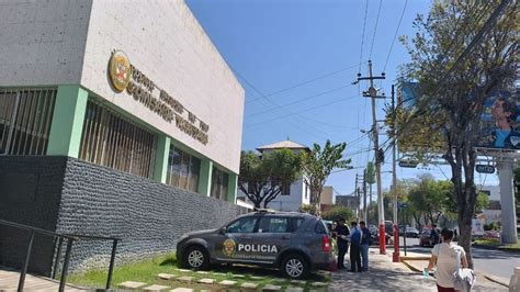 Arequipa Detienen A Dos Policías Acusados De Pedir Coima A Través De