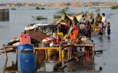 Flood Affected Families In South Punjab Vulnerable To Viral Infections