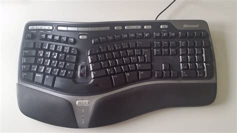 Microsoft Natural Ergonomic Keyboard 4000 Manual