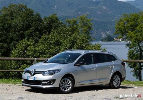 Renault Mégane 1 5 dCi 110 CV SporTour la prova della wagon francese