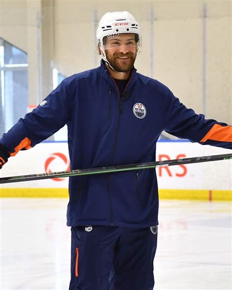 Edmonton Oilers: Special Guest Stuart Skinner at Hockey School