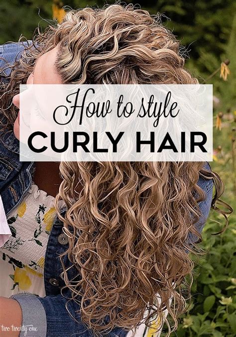 Top 48 image how to style curly hair - Thptnganamst.edu.vn