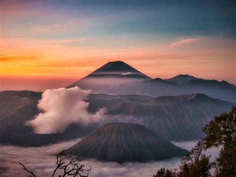 Gunung Tertinggi Di Indonesia