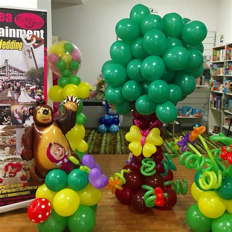 Allestimento Di Palloncini A Tema Masha E Orso Idee Per Feste Di