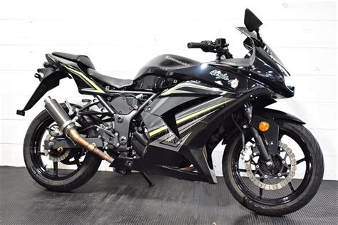 Kawasaki Ninja R