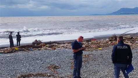 Salgono A Cinque I Morti Trovati In Riviera Due A Ventimiglia Due A