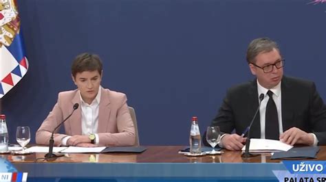 Kako su ruski mediji preneli obraćanje Vučića i Brnabić Svet