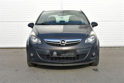 Opel Corsa 1 4 Active MALO KM REG DO 03 2023 JAMSTVO SET ZIMSKIH GUMA