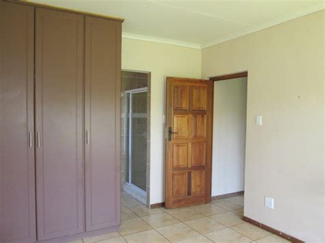 4 Bedroom House For Sale In Vryheid 16 Saffier Crescent P24 114682137