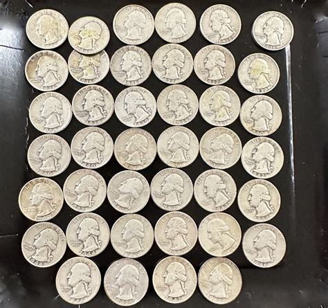 LOT 524 – 40 ASSORTED SILVER WASHINGTON QUARTERS