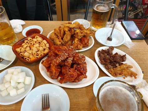 수원 통닭골목 맛집 용성통닭40년 전통의 수원 통닭골목 양대 산맥 수원시 팔달구 화성행궁 근처 수원통닭골목 內