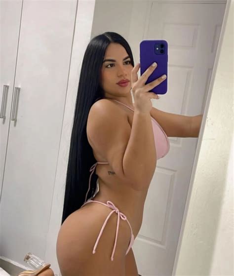 Hermosa Chica Reci N Llegada A Tu Ciudad Milpasiones