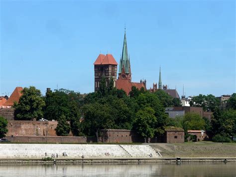 Zdjęcia Toruń kujawsko pomorskie Miasto widziane z lewej strony