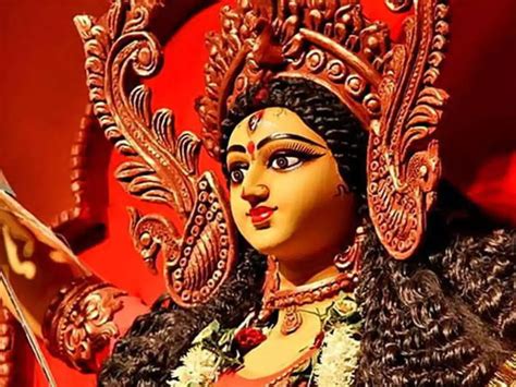 Chaitra Navratri 2023 मां दुर्गा की मूर्ति स्थापना में इन वास्तु नियमो