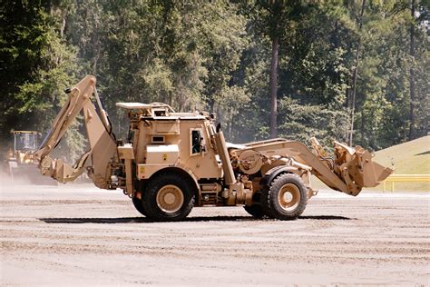 With 1000 Hmee High Speed Backhoes In Service Jcb Us Army