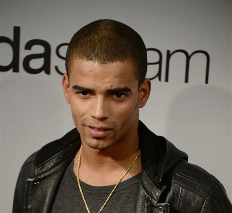 Faits Divers Le Danseur Brahim Zaibat Condamn Pour Son Selfie Avec