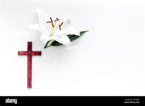 Condolence Card With White Flowers Lily From Above Stock Photo Alamy