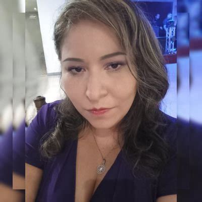 Iris Vázquez on Twitter FelizCumpleañosAquino Enrique Aquino