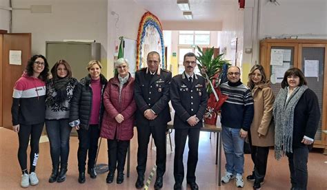 Monterosso Carabinieri In Cattedra Per Lezioni Di Bullismo Radio Rtm