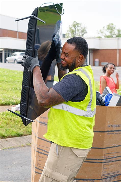 Bring Tires Old Clothes Electronics And More For Recycling Roundup At