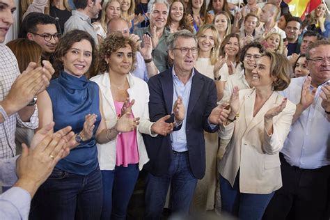 Pp Vuelve A Te Ir De Azul La Comunidad El Psoe Cae Pero Gana En El