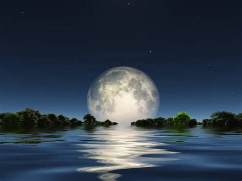 Moonlight Over Water Stock Photos Royalty Free Moonlight Over Water