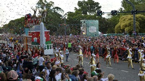 52 Fotos Del Desfile Navideño De La Ciudad De Buenos Aires Infobae