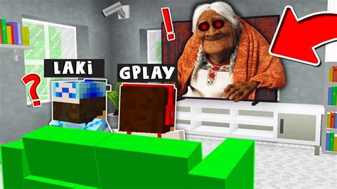 STRASZNA BABUSZKA WYCHODZI Z TV W MINECRAFT GPLAY LAKI YouTube