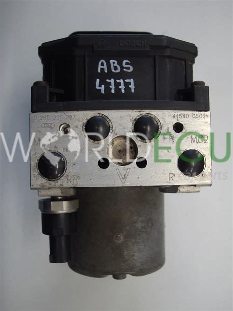 Pompe Hydraulique Et Calculateur D Abs Toyota Bosch