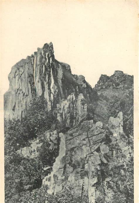 Aubazine Aubazine Rocher Du Saut De La Bergere Carte Postale