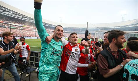 Feyenoord Heeft Beet En Gaat Sebastian Szym Nski N G Een Seizoen Huren