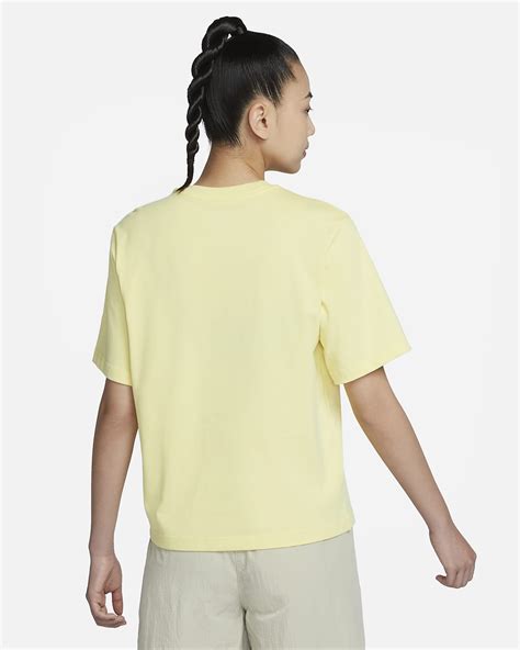 Nike Sportswear Essential Womens Boxy T Shirt Nike Sg