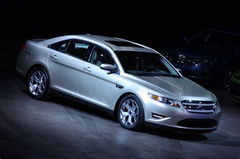 Ford Taurus Information And Photos Momentcar