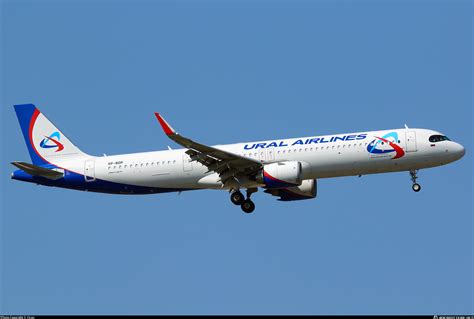 VP BOP Ural Airlines Airbus A321 251NX Photo By Yiran ID 1414532