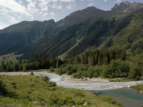 Klosters Gryzonia Szwajcaria największa baza ofert LAST