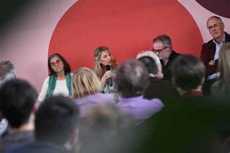 Yolanda D Az Confronta Su Modelo De Defensa De La Sanidad P Blica Con